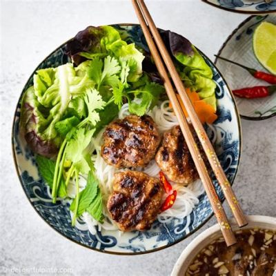  Bún Chả Hà Nội: Dive Into a World of Fragrant Noodles and Tender Grilled Pork!