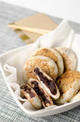  Steamed Sticky Rice Cakes With Sesame and Sweet Bean Paste - Can You Resist Their Pillowy Softness and Umami-Rich Flavor?